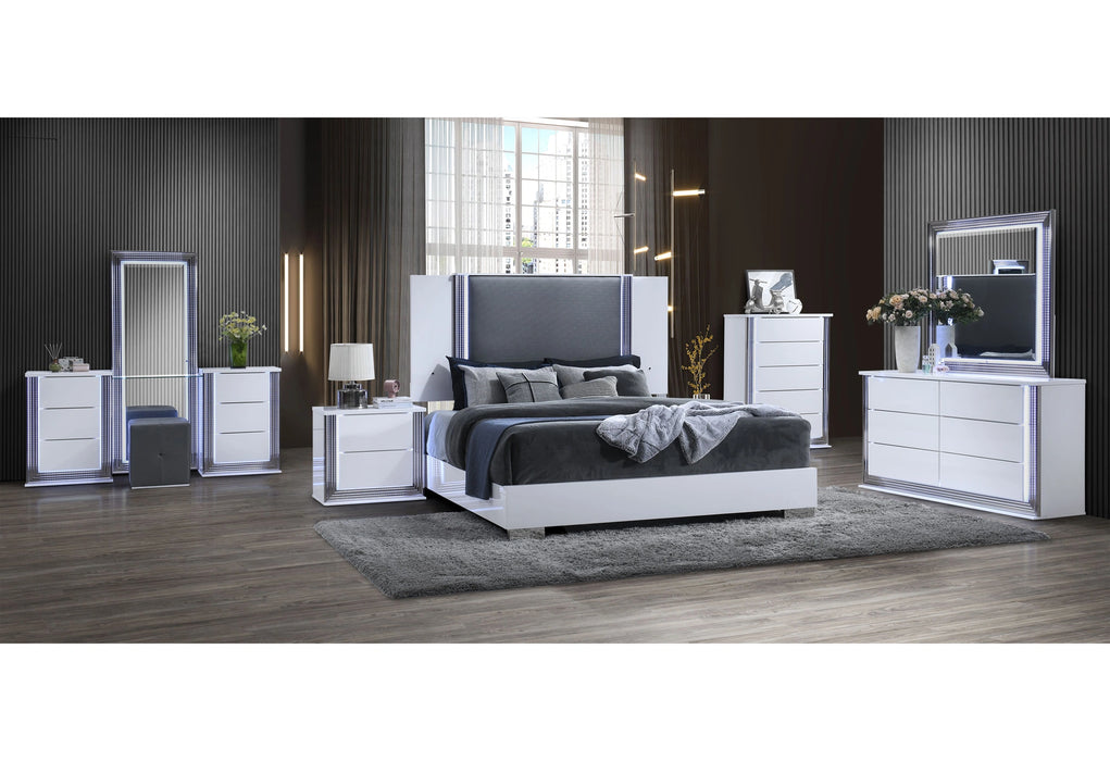 Ylime-Smooth White- Fully Slatted with Vanity Set-N