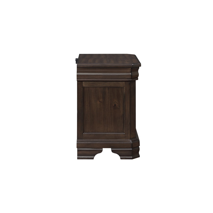Lyndhurst Nightstand- Walnut